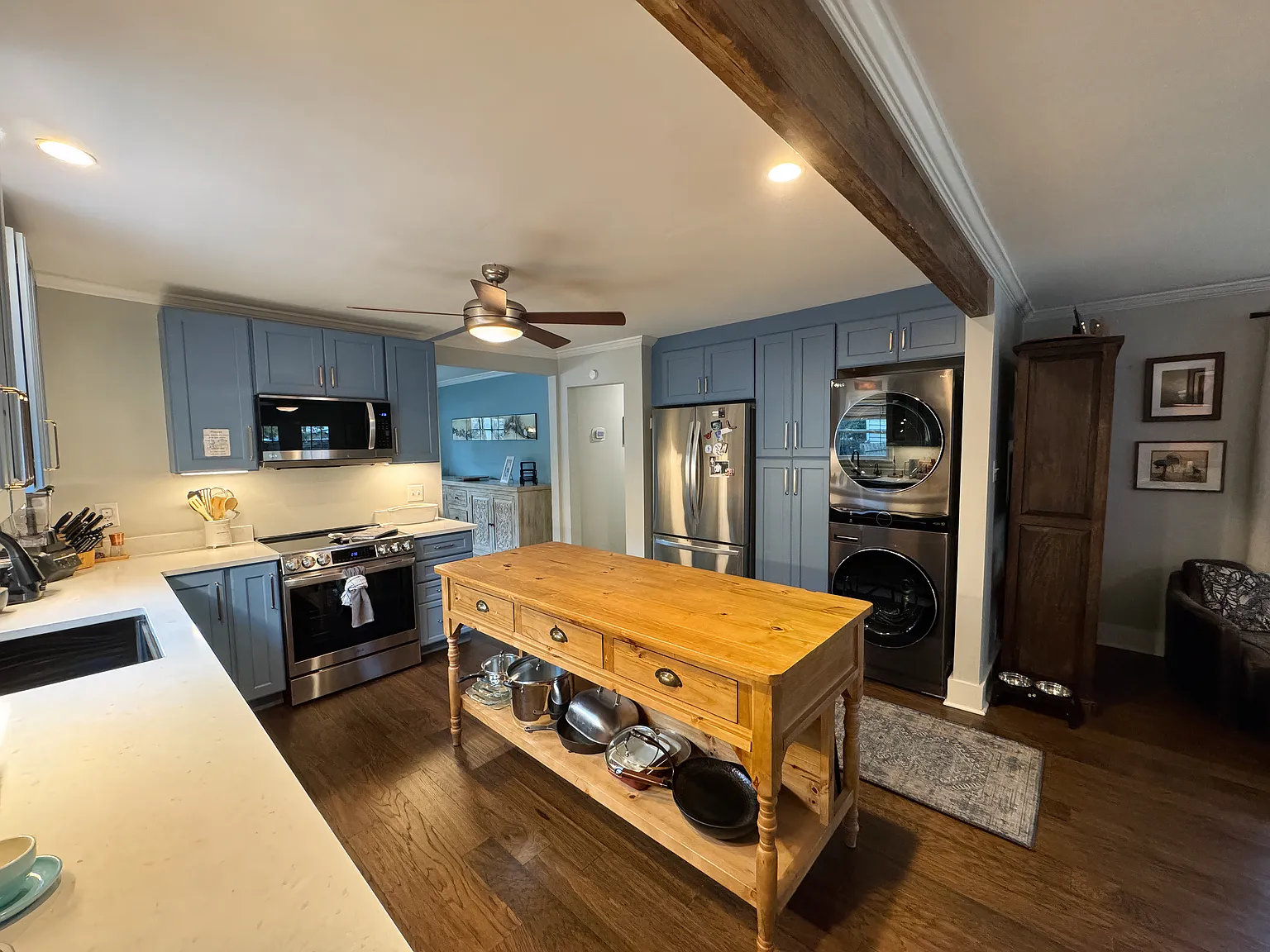 2 bed, 1266 sqft, $2,800 — Photo 2
