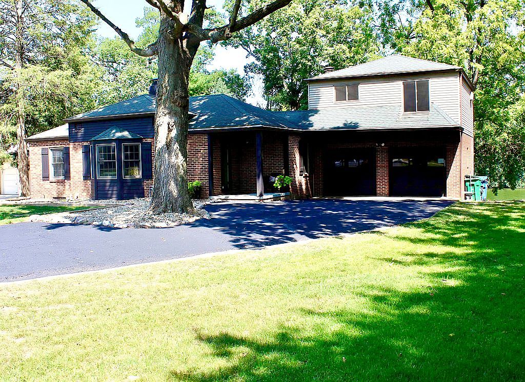 208 E Hazel Dell Ln, Springfield, IL 62712 Zillow