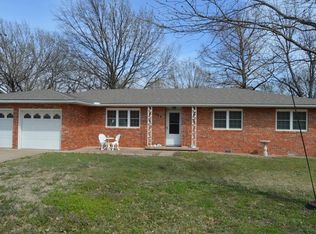 304 N Apple Ave, Newkirk, OK 74647