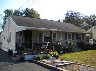 318 Birchland Ave, Mount Joy, PA 17552