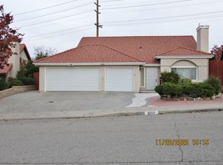 38542 Desert Flower Dr, Palmdale, CA 93551