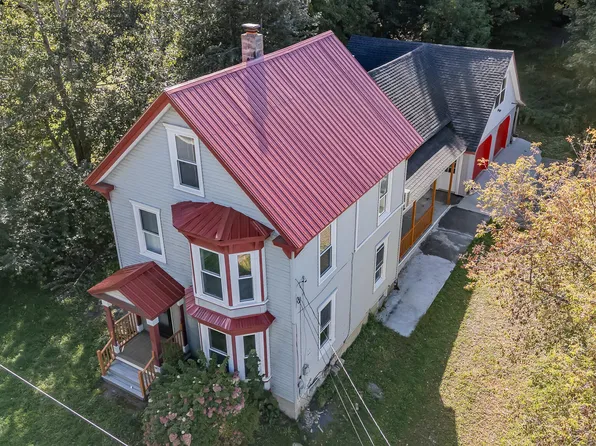 43 Maple Street, Dexter, ME 04930