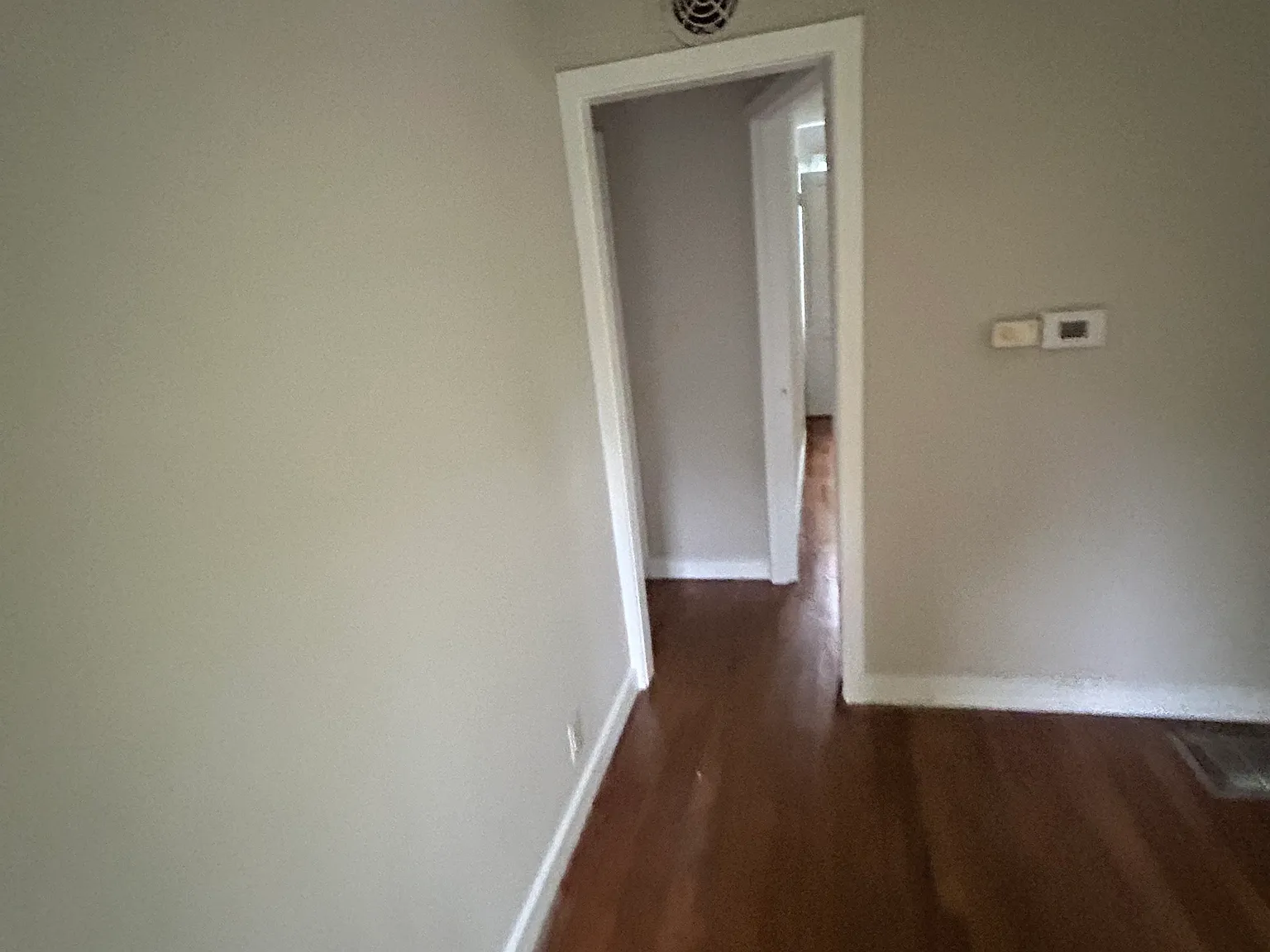 2 bed, 900 sqft, $2,950 — Photo 3