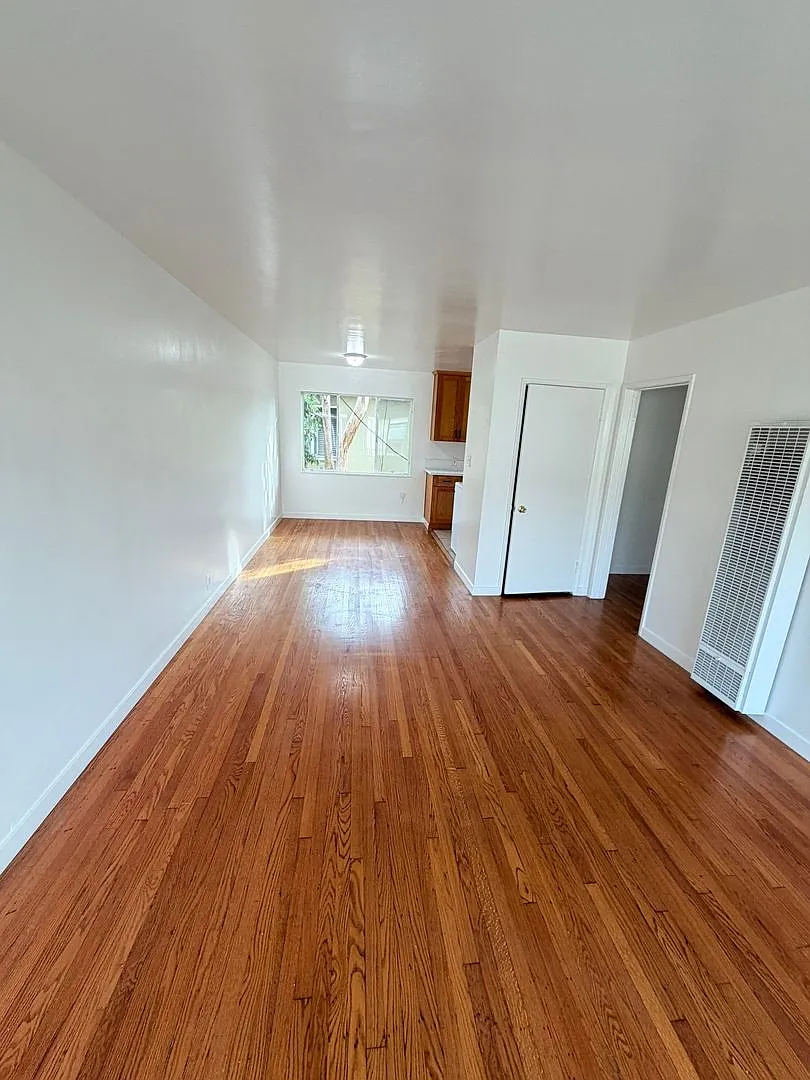 1917 Pine Ave. # 1-9 — Photo 1