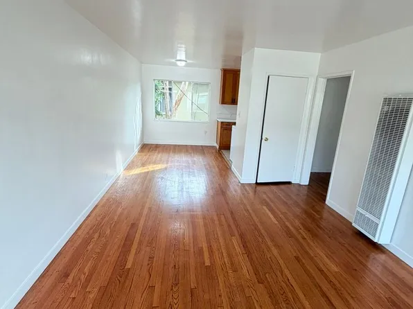 1917 Pine Ave #1-9, Long Beach, CA 90806