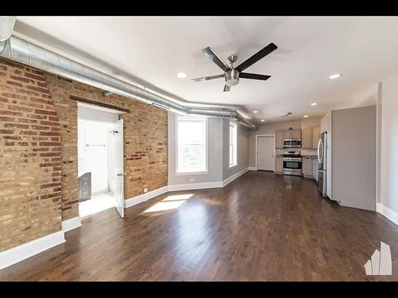 2nd image of 625 E Groveland Park