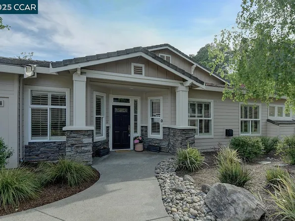 2881 Saklan Indian Dr, Walnut Creek, CA 94595