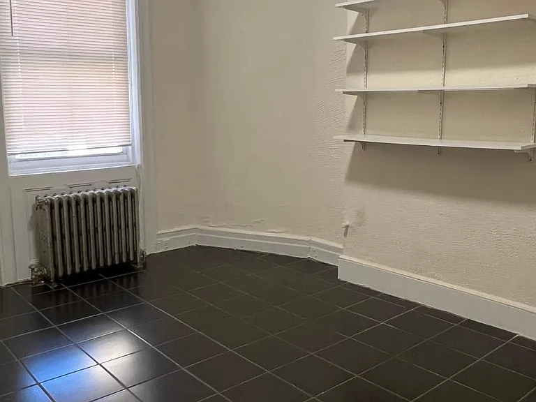 381 Baldwin Ave #1 — Photo 8
