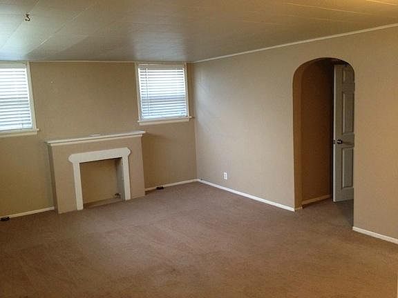 2nd image of 602 Alderson Ave