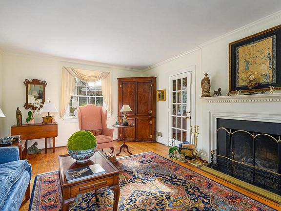 5th image of 3815 Sheringham Pl