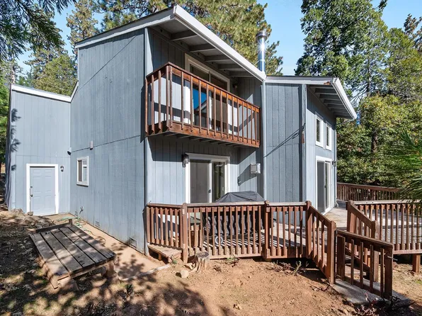 2081 Jerrilynn Dr, Arnold, CA 95223