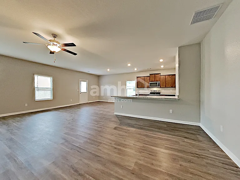 3420 Ridge Hill Pkwy — Photo 6