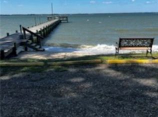 48 Landing Dr, Lancaster, VA 22503