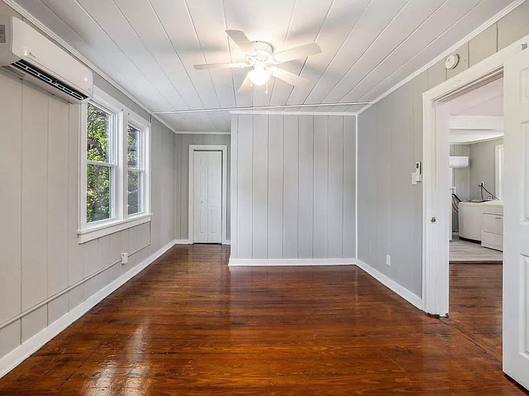 1131 Leesville St #B — Photo 8