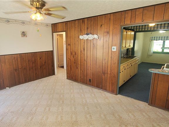 5th image of 2611 Morton Dr