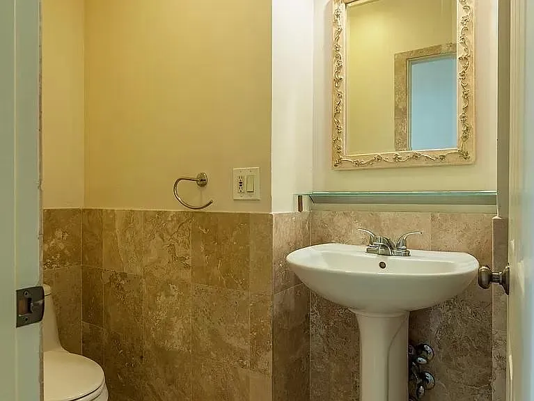 732 Portola Ave — Photo 7