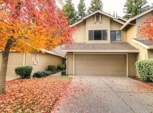 2104 University Park Dr, Sacramento, CA 95825