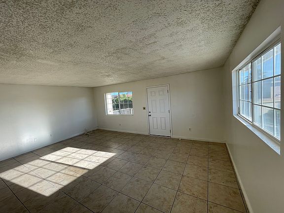 3rd image of 17262 Ash Ln APT 4