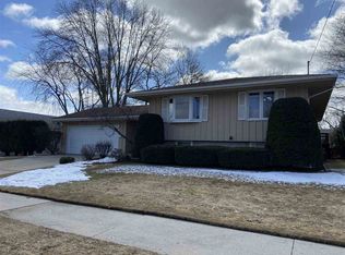 1917 Richmond Ave, Manitowoc, WI 54220