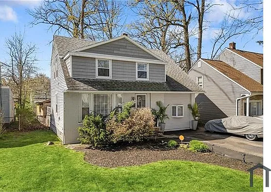 19406 Wickfield Ave — Photo 1