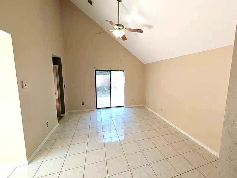 1736 Augustine Pl — Photo 3
