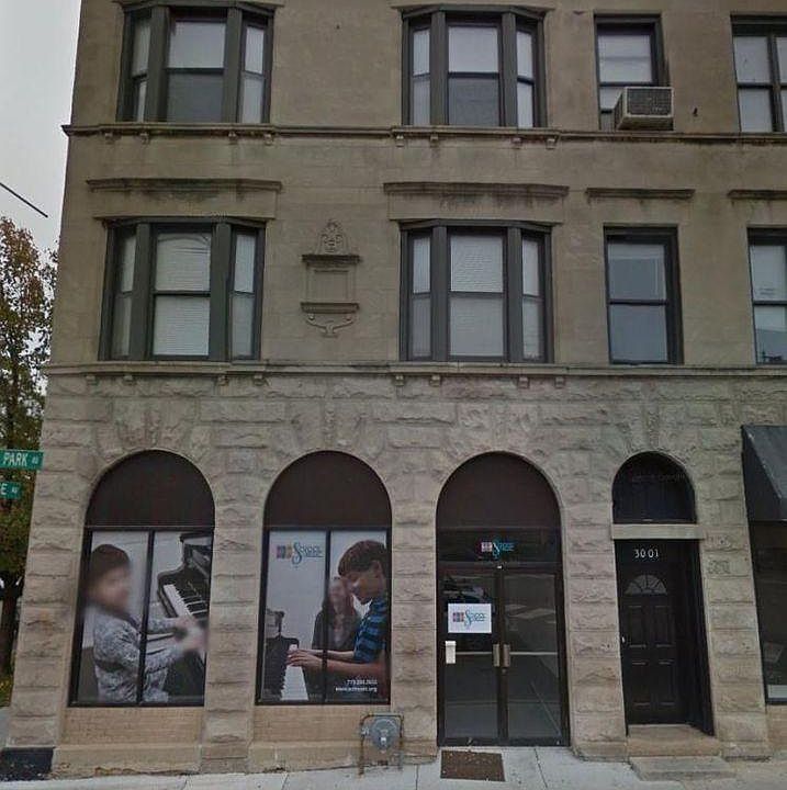 1st image of 2958 N Milwaukee Ave