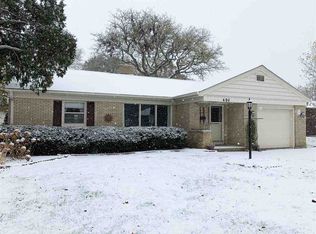 406 Royal Blvd, Green Bay, WI 54303
