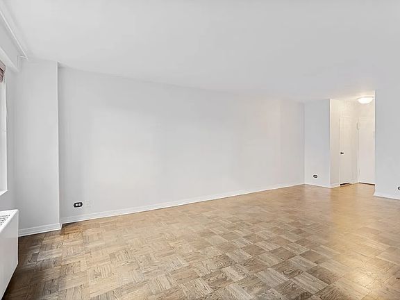 5th image of 69 5th Ave APT 4C