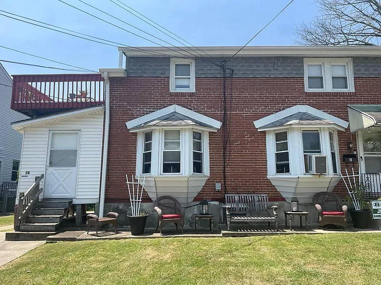 373 Brighton Ter #2A — Photo 10