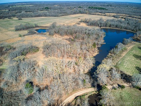 3rd image of W Voca Rd