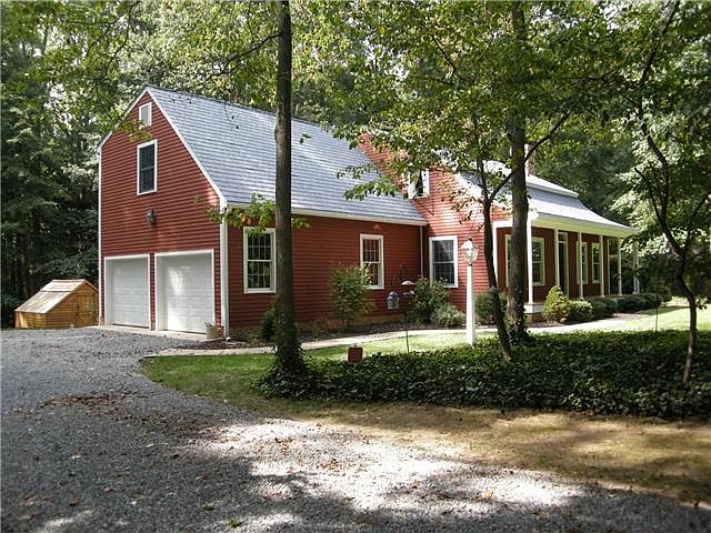 Features New Shake Roof and Backyard Landscaping