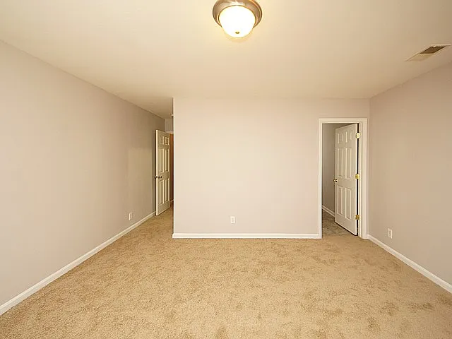 1218 Vistiana Dr — Photo 25