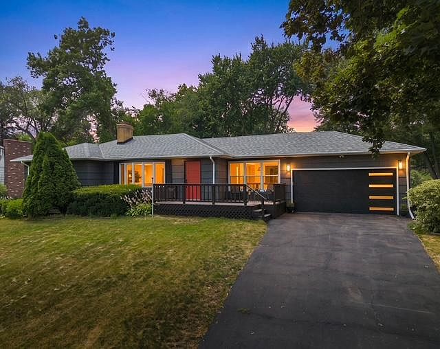 1st image of 3662 Robin Ln