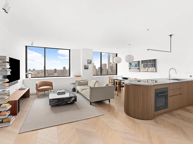101 W 67th St #47B — Photo 1
