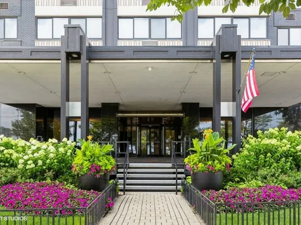 1440 N Lake Shore Dr APT 6F, Chicago, IL 60610