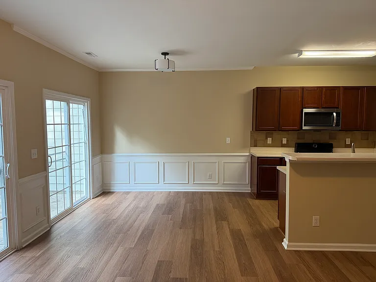 624 Baucom Grove Ct — Photo 4