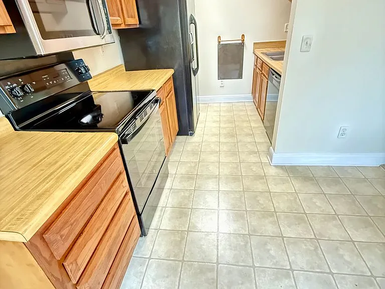 106 Pinehaven Dr — Photo 6