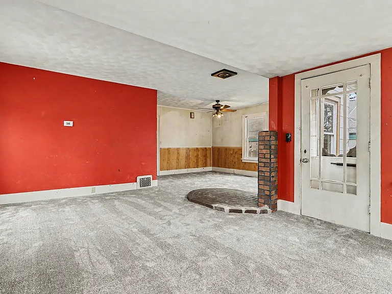530 Liberty St — Photo 4