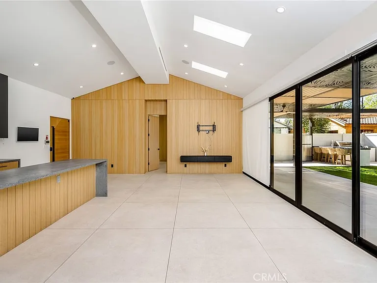 22843 Dolorosa St — Photo 5