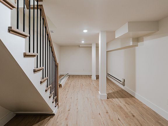 2nd image of 305 Harman St #1