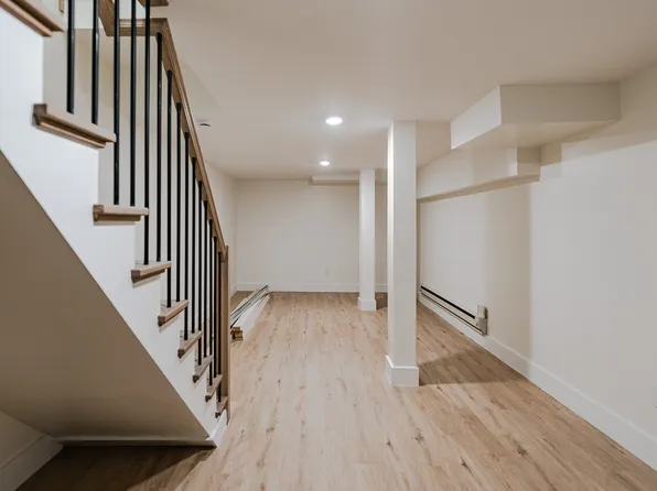 305 Harman Street image 1 of 22