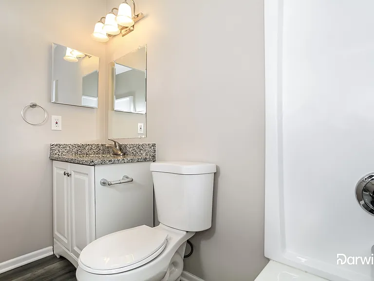 857 Rothrock Dr — Photo 7