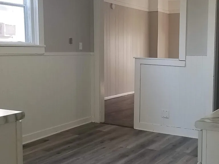 234 Lincoln St — Photo 4