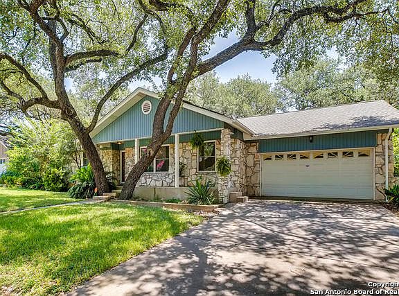 5th image of 10710 Cedar Elm Dr
