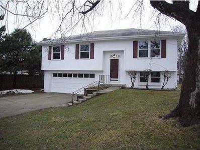 1518 N 106th St, Omaha, NE, 68114