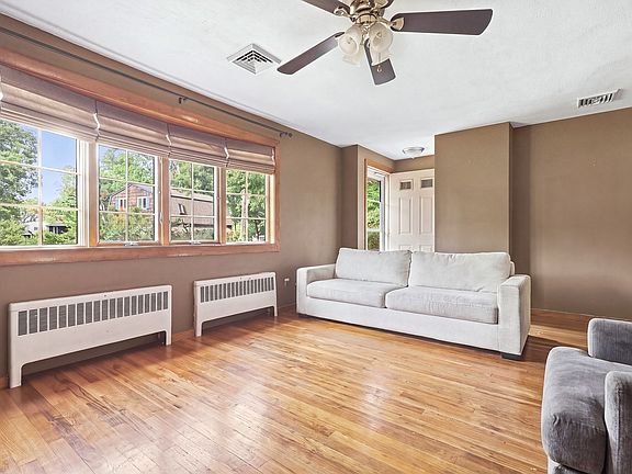 3rd image of 148 Daly Drive Ext
