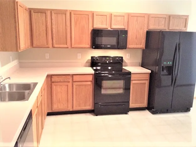 2331 Myrtle Valley Dr — Photo 3
