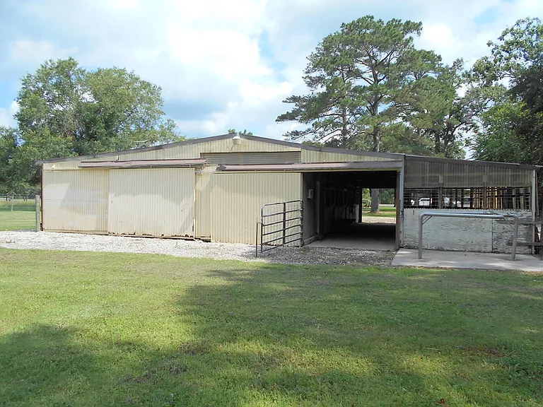 430 FM 2797 — Photo 17