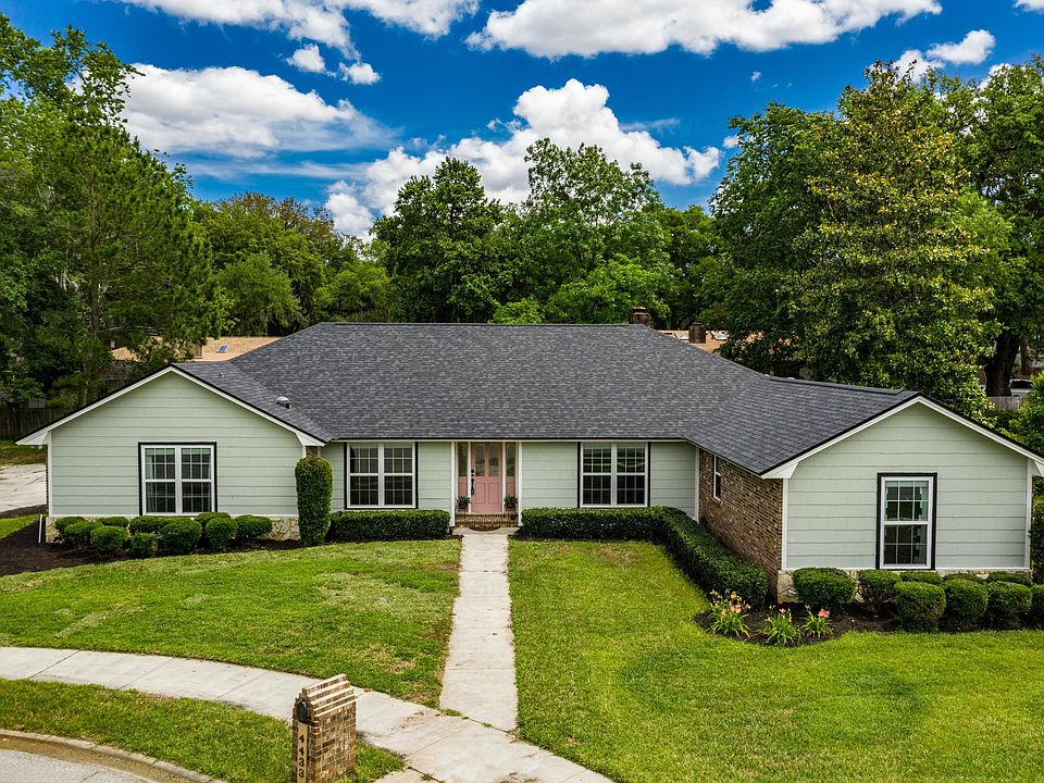 1st image of 4433 Maywood Dr