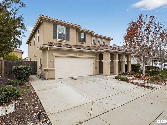 2nd image of 5309 Ocean Ln